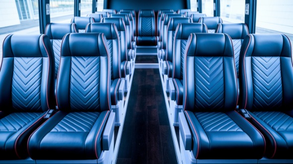 kenosha 15 passenger minibus rental